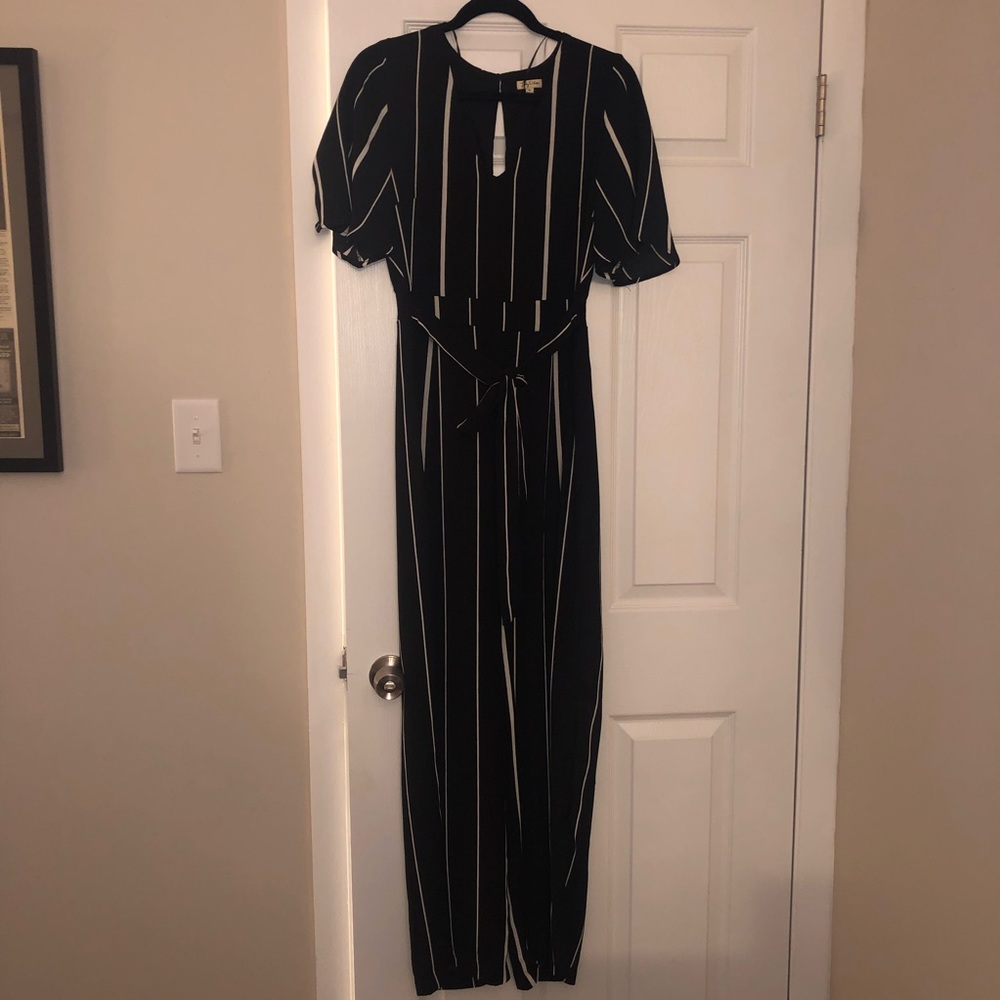 Super cute black and white jumpsuit